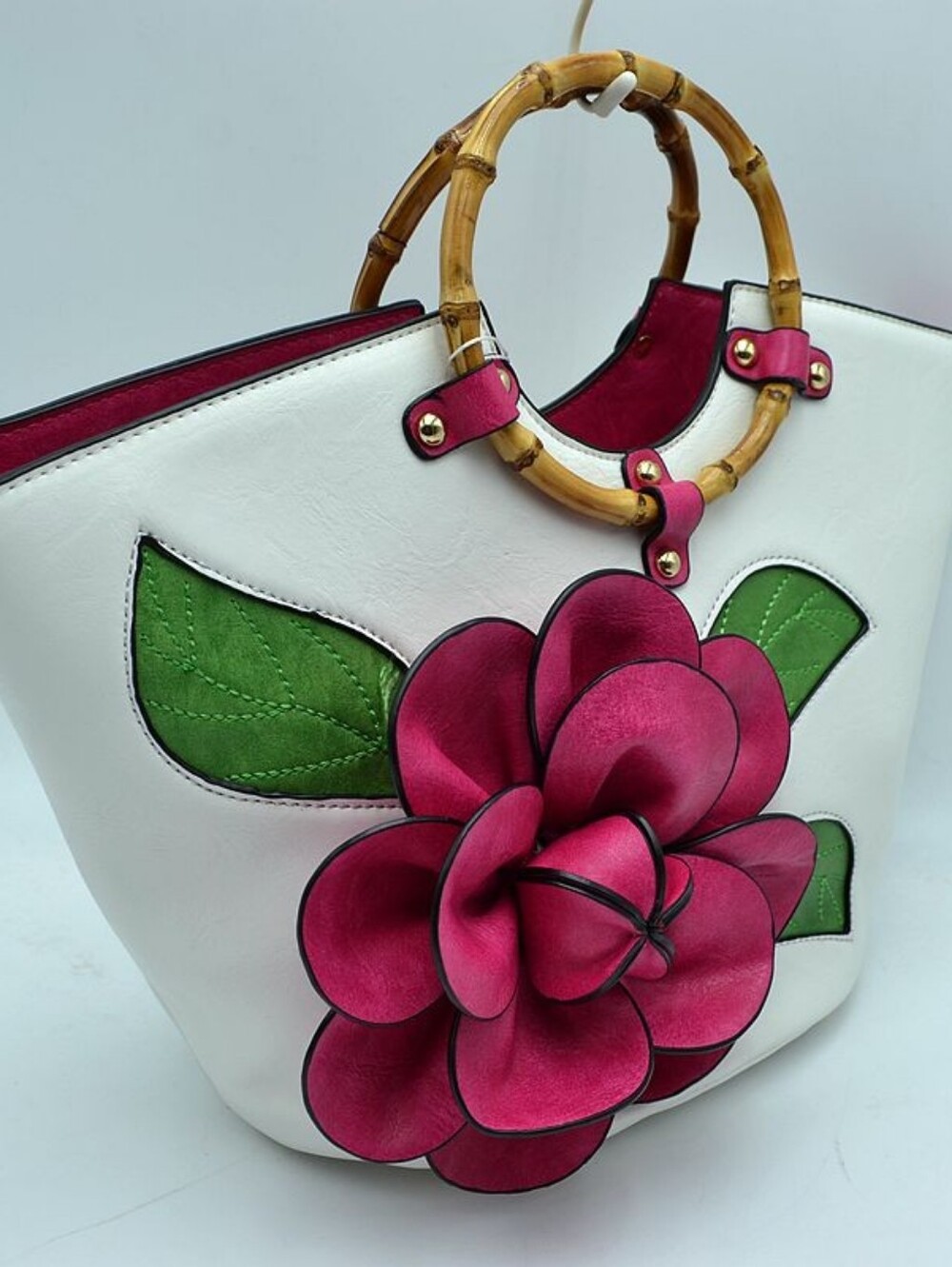 LAST CHANCE FOR THE FLOWER HANDBAG.